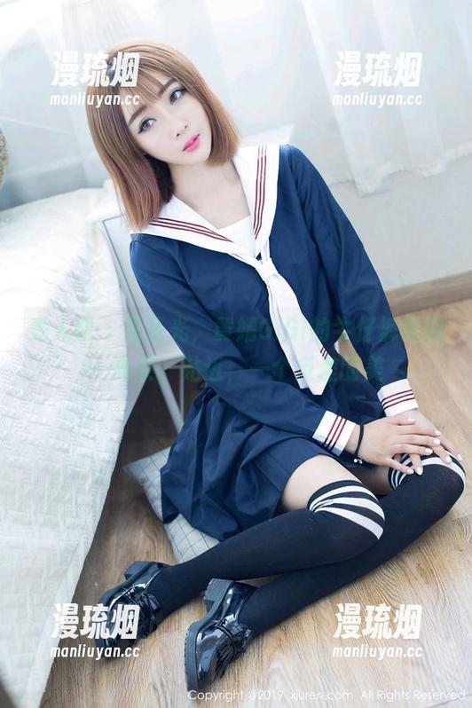秀人网-黄婧GIGI 秀人网 - 无圣光,黄婧GIGI的牛仔裤瞬间—真实,贴近,一个反差的美