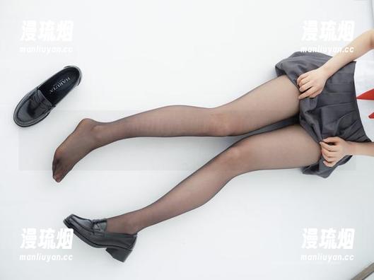 紧急企划-小奶糕Milky 紧急企划 - 小奶糕Milky空姐的华丽转身,带你看图片中的美丽瞬间