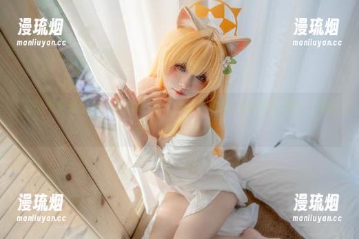 纸悦Etsu_ko 私拍不只是话题,看看纸悦Etsu_ko的玛丽居家服美图,可能会颠覆你的审美!