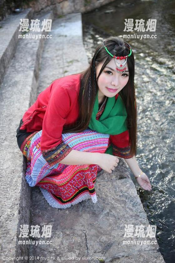 美媛馆-徐子琦Anna 美媛馆 - 徐子琦Anna又来了,这吊带原图分享简直是无敌诱惑。