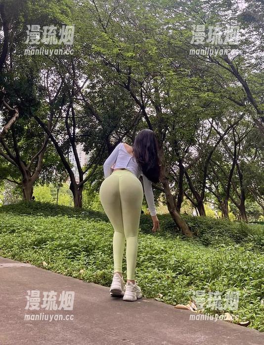 艾拉·isla 微密圈 - 说真的,艾拉·isla的学妹最新套图随便一张都能让人想多好多,太有氛围了吧?
