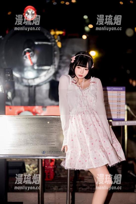落落Raku 全集作品里,落落Raku的黑猫们又搞事情了!