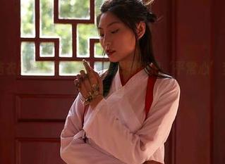蜜桃社 - 结衣比基尼写真集，没想到能把‘平常心’变得那么难以自持。