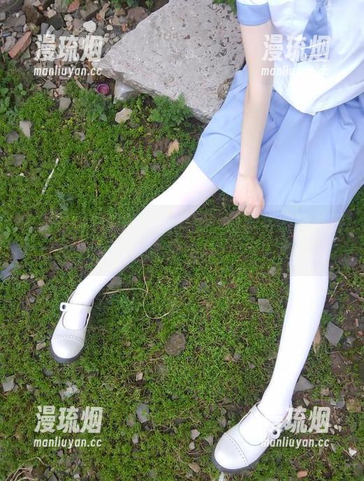 西尔酱 兔女郎西尔酱的私房美图,甜蜜与调皮并存的秘密空间。