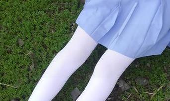 这就是我想要的感觉！西尔酱的青草水手服写真资源真是绝了！