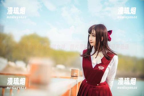 许多鱼鱼鱼 许多鱼鱼鱼化身定制女神,图片里的每一寸都在轻声低语