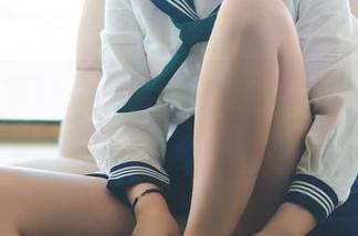 镜酱兔女郎：最新写真集，兔耳朵会让你心跳加速哦！