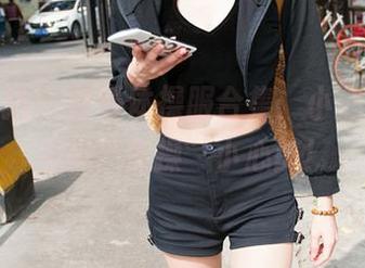 魔镜街拍 - 曼曼体操服合集：小心，这里有点“体操”小心脏！
